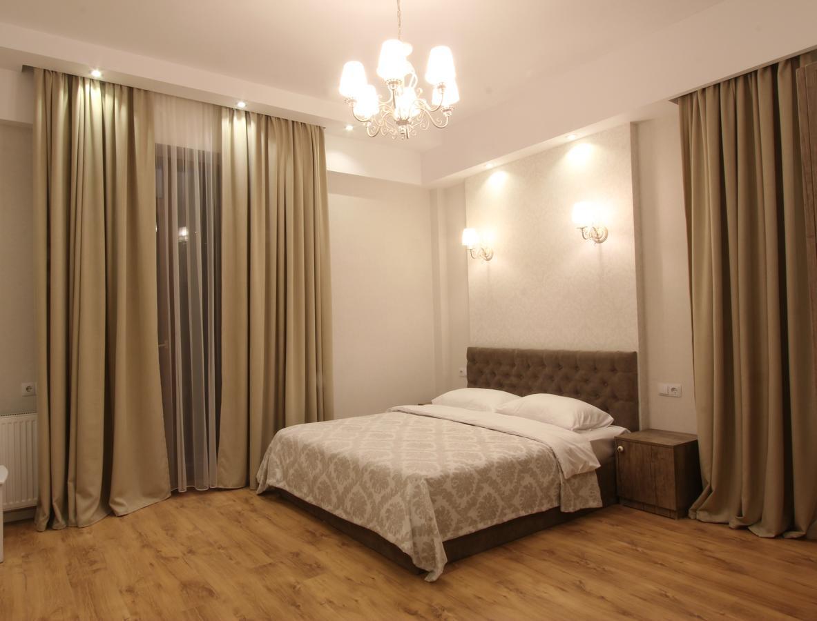 New Apartment In Old Tbilisi Exteriör bild