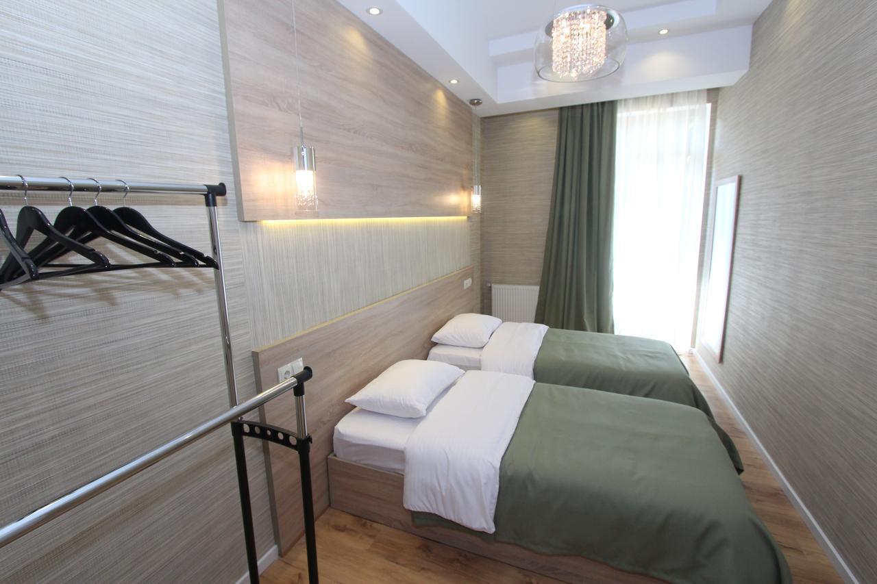 New Apartment In Old Tbilisi Exteriör bild
